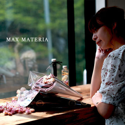 MAX MATERIA HYBRID BLACK Edition Flower Bath Towel